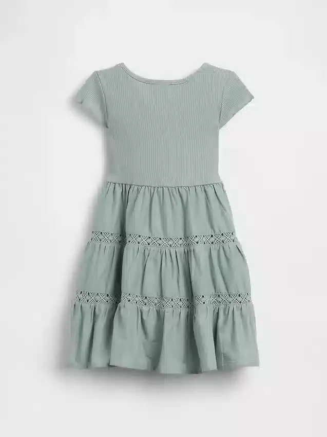 Vestido con volantes y ribete de encaje para bebés y niños pequeños