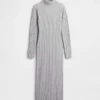 Vestido de jerséu longo de cuello alto CashSoft