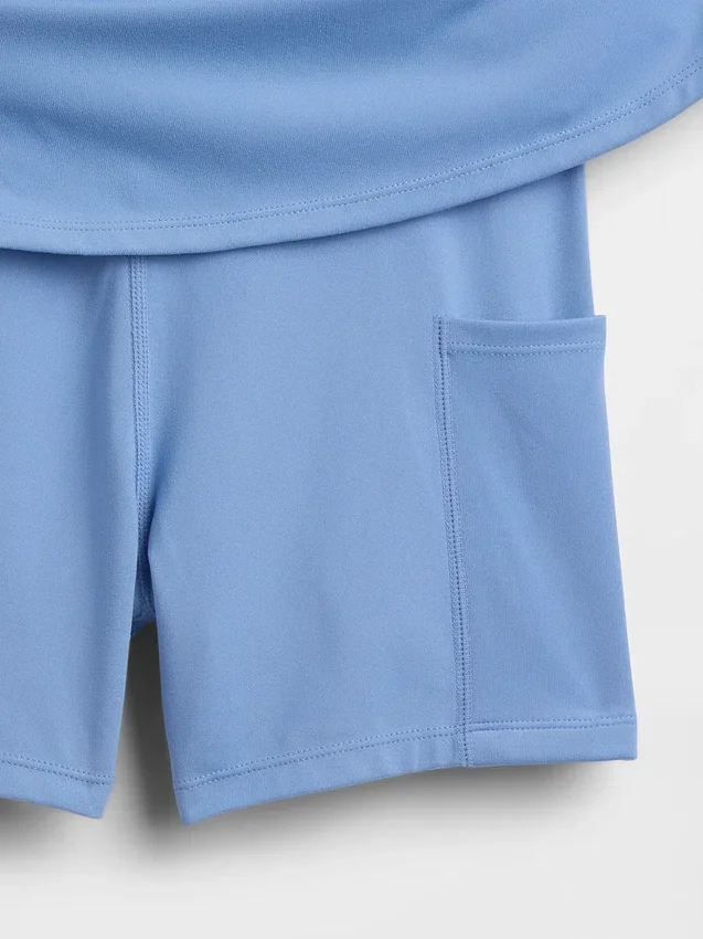 Vestido deportivo para niños con mangas casquillo