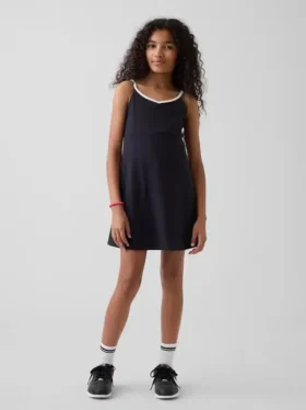 Vestido deportivo sin mangas para niños