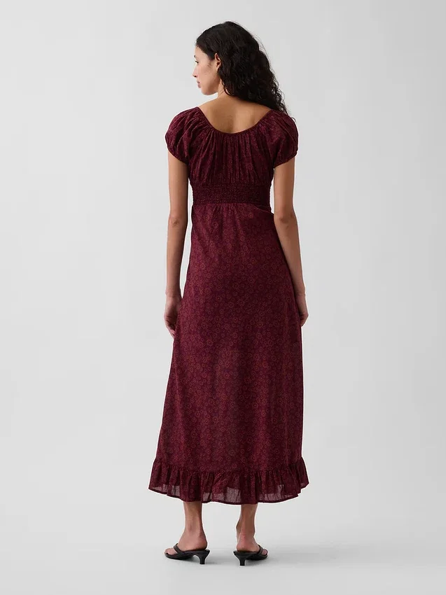 Vestido largo con cuello en V y dobladillo con volantes