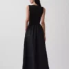 Vestido largo de cintura baja con mezcla de telas