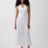 Vestido largo de cintura baja con ojales