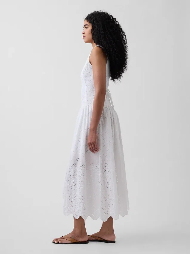 Vestido largo de cintura baja con ojales