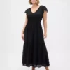 Vestido largo moderno con volantes de mezcla de telas