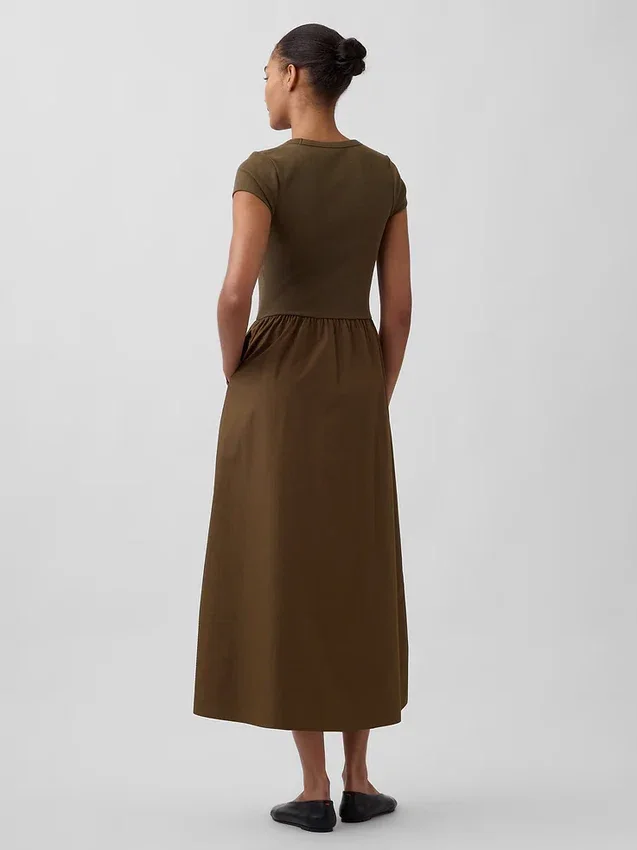 Vestido largo moderno de mezcla de telas