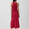 Vestido largo moderno sin tirantes con soporte integrado