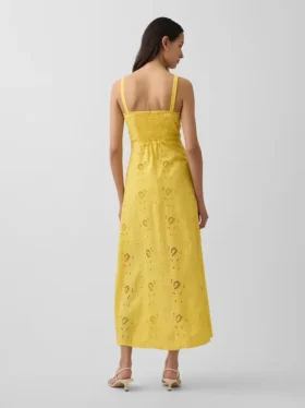 Vestido largo tipo camisola bordado de mezcla de lino