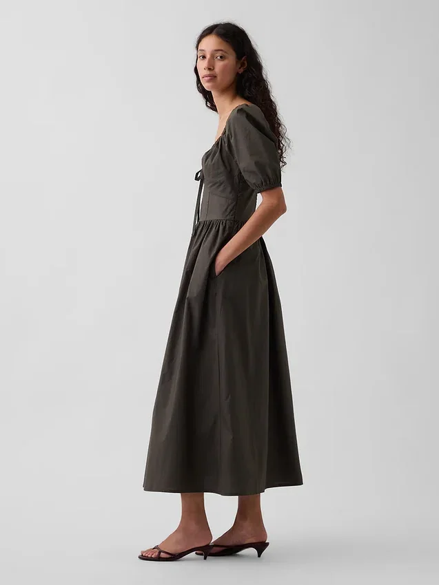 Vestido largo tipo corsé con mangas abullonadas