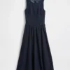 Vestido midi de mezclilla con cintura baja