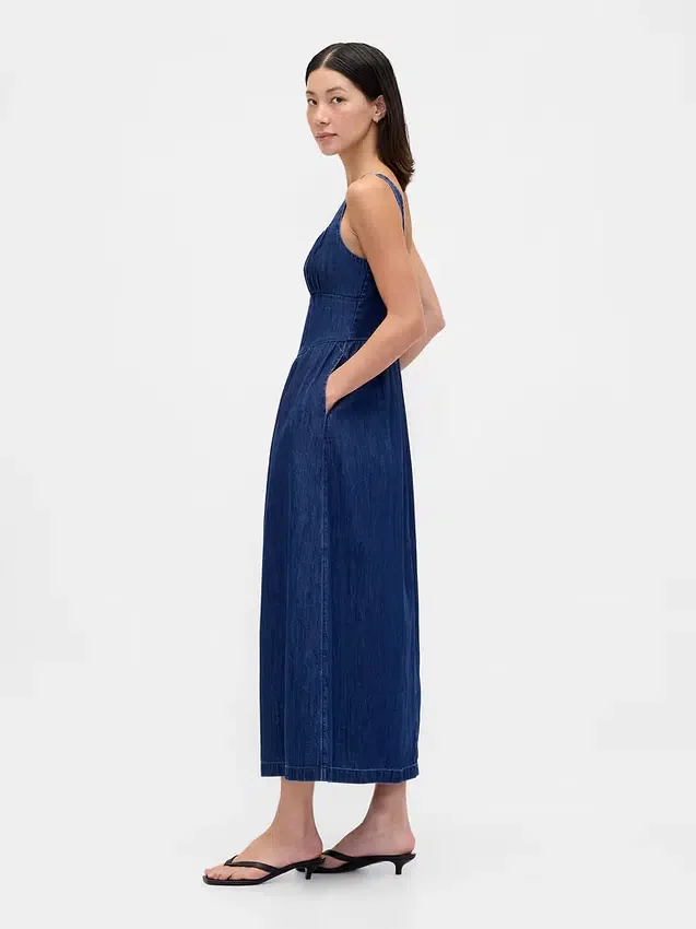 Vestido midi de mezclilla con cintura baja tipo corsé