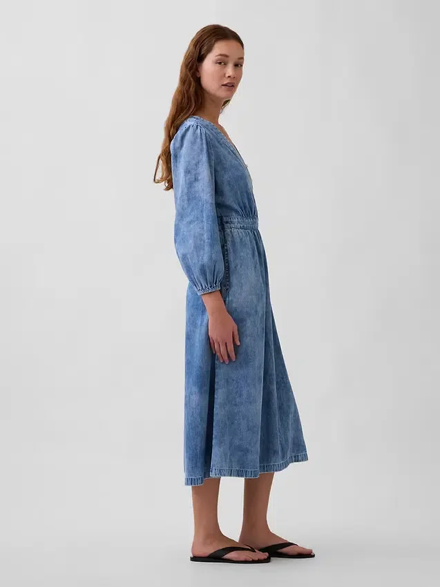 Vestido midi de mezclilla con cintura de piezas
