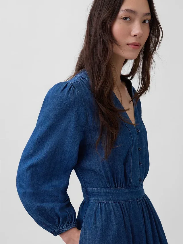 Vestido midi de mezclilla con cintura de piezas