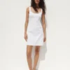 Vestido mini con paneles de mezclilla