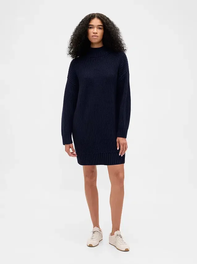 Vestido mini de jerséu oversize con cuello de tortuga