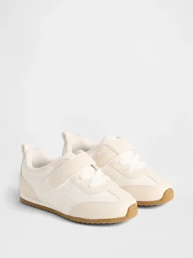 Zapatillas Star para niños pequeños