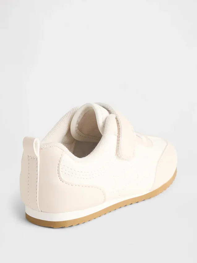 Zapatillas Star para niños pequeños